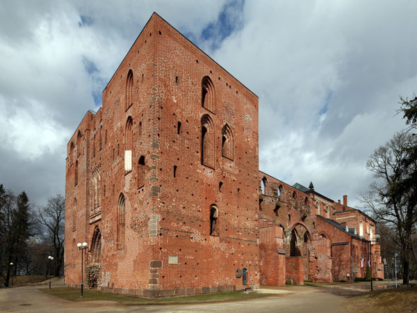 Mittelalterliche Architektur in Livland